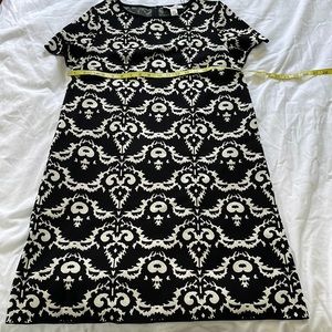 *NWT*St John Brocade Shift Dress